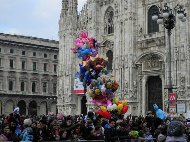 carnival – Duomo and people, Feb.2016 (Milan)