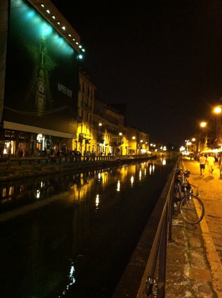 Italy, Milan, Navigli – at night, July 2013 (Milán)