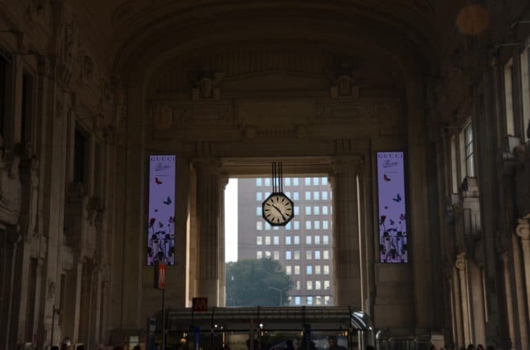 station – clock, Oct.2015 (Milan)