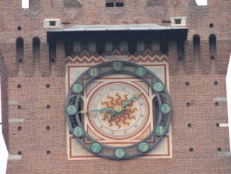 スフォルツェスコ城－壁の模様 2015年10月