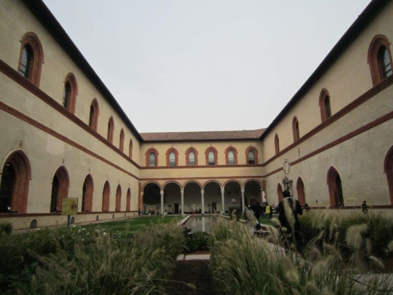 Sforza Castle – courtyard, Oct.2015 (Milan)