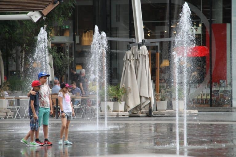 photomarathon – children in the fountain, Jun.2016 (Milan)