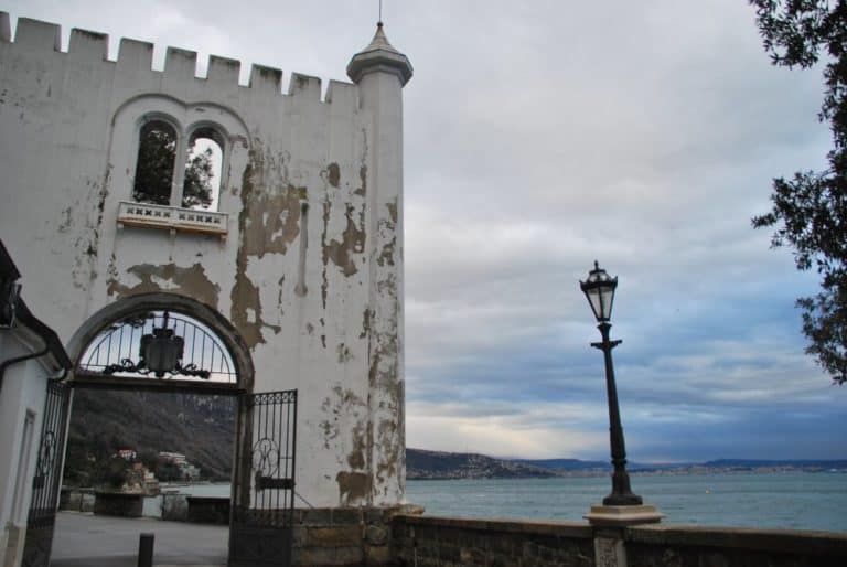 Italy, Miramare – gate, Feb. 2014 (Trieste)