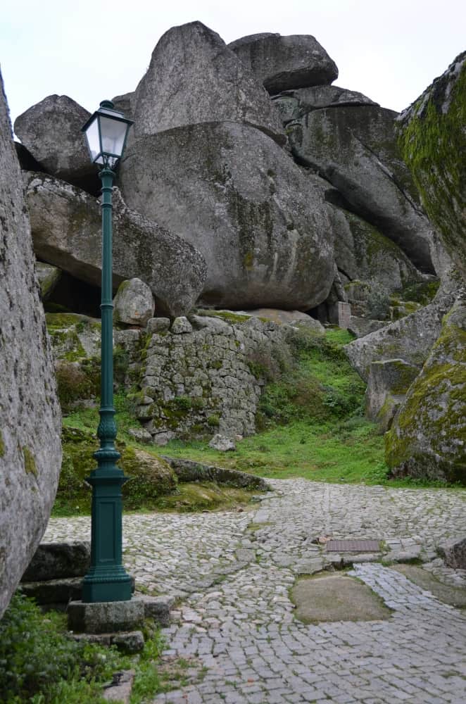Portugal, Monsanto – path to the castle, Nov.2014 (Monsanto)
