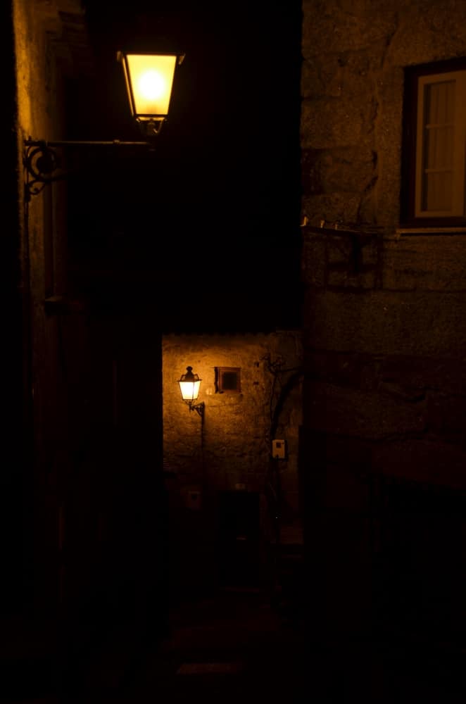 Portugal, Monsanto – lamps at night, Nov.2014 (Monsanto)