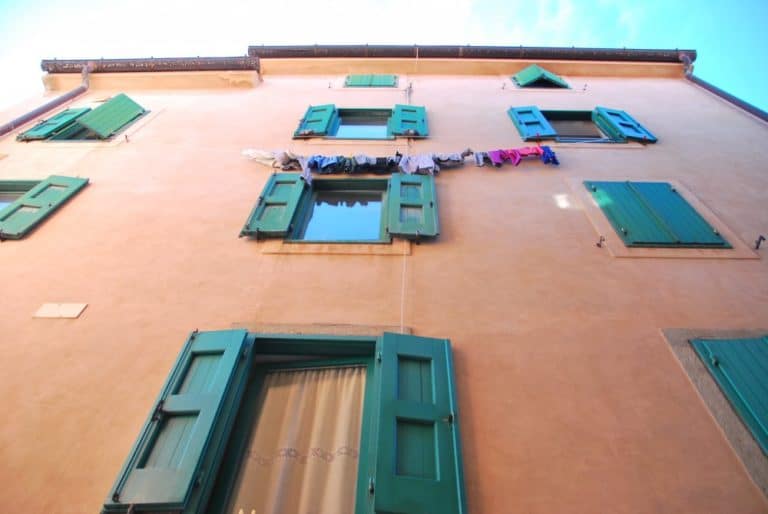 Italy, Muggia – look up, Feb. 2014 (Trieste)