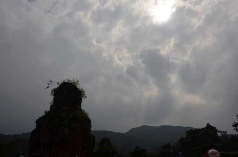 Vietnam, My Son – sky, Jan.2015 (My Son)