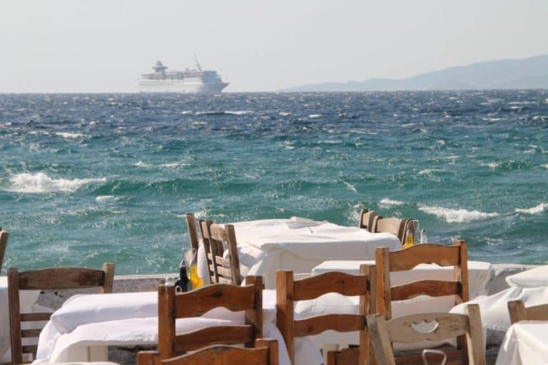 Grecia, Mykonos – ristorante sul mare, settembre 2013 (Mykonos)