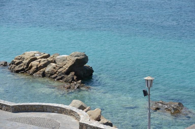 Greece, Mykonos – sea, rock and lamp, Aug.2013 (Mykonos)