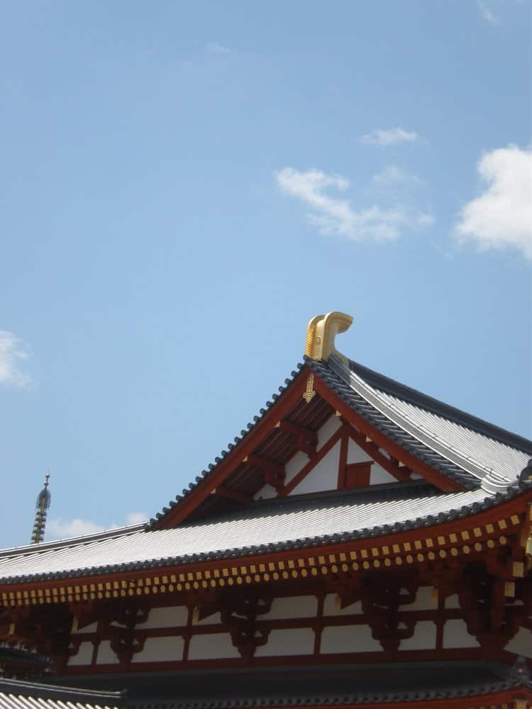 日本、奈良－屋根-2013年4月 (奈良)