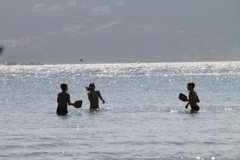 Grecia, Naxos – giocare, agosto 2013 (Naxos)