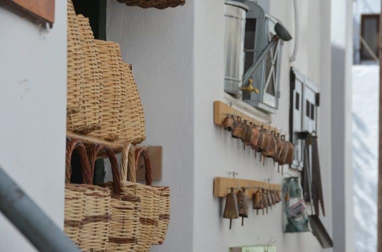 Greece, Naxos, Apiranthos – basket, Aug.2013 (Naxos)
