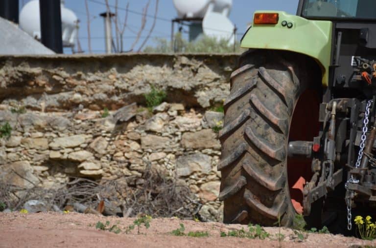 Neokhorio – tyre, Apr.2015