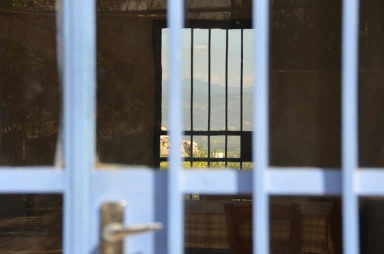 Neokhorio – view beyond window, Apr.2015