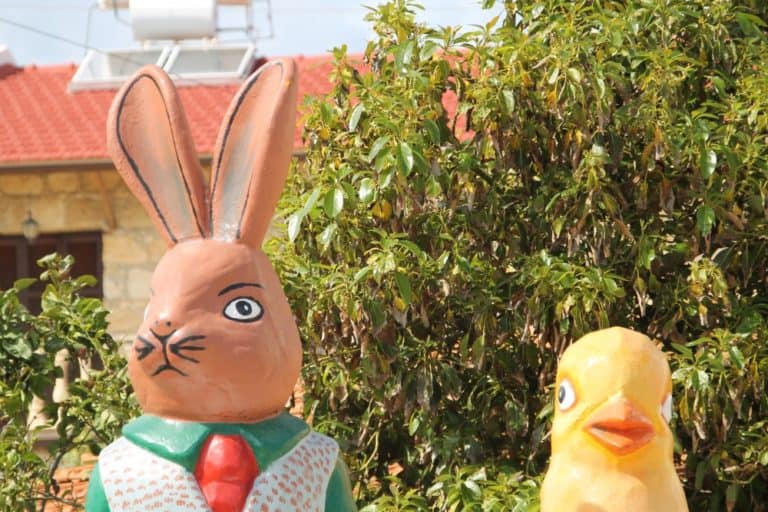 Neokhorio – rabbit and duck, Apr.2015