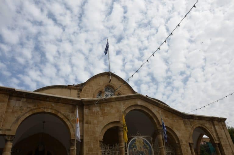 città – cielo, Mar.2015 (Nicosia la capitale di Cipro)