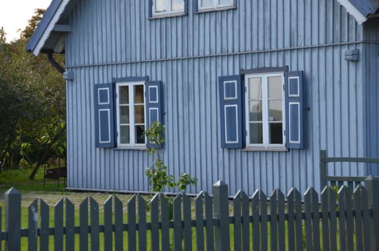 Lithuania, Nida – pretty windows, Sept.2014 (Nida)