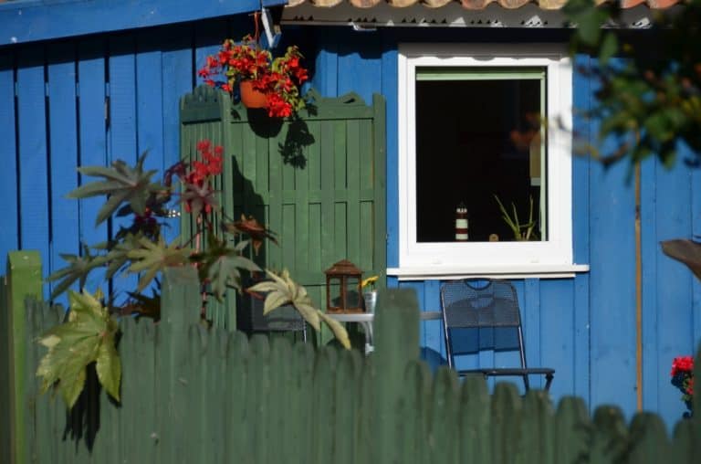 Lithuania, Nida – blue house with green fence, Sept.2014 (Nida)