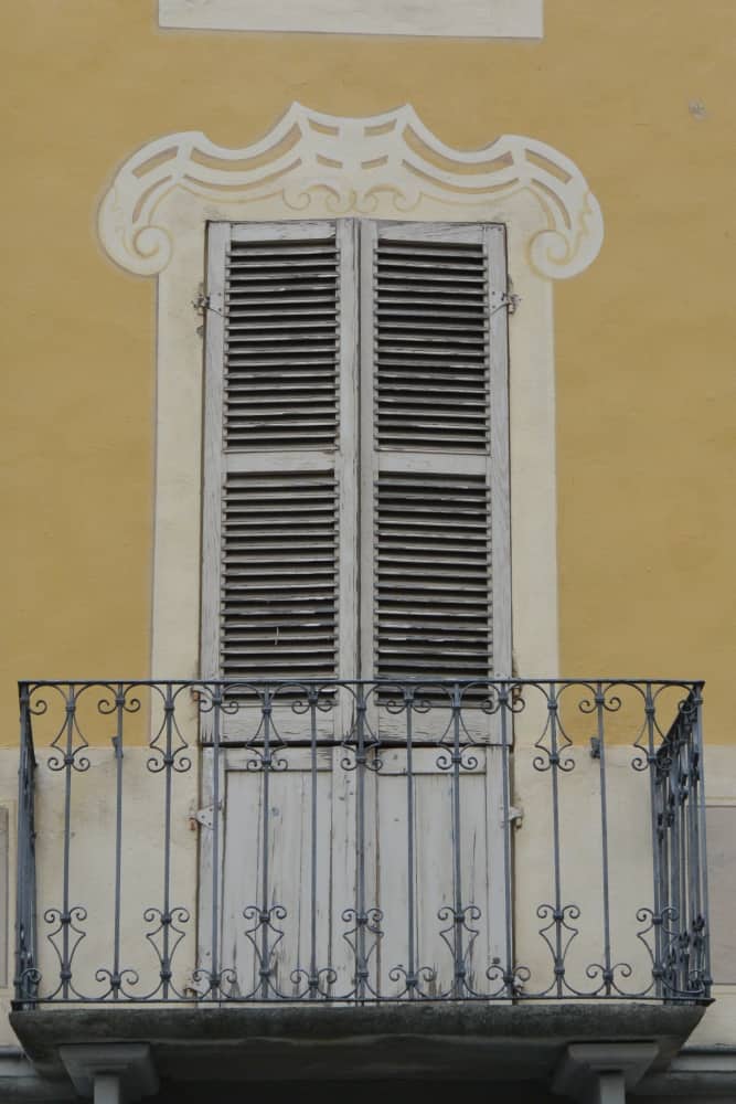Nizza Monferrato – finestra, Ott.2015 (Piemonte)