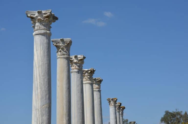 Salamis – columns, Apr.2015 (Famagusta)