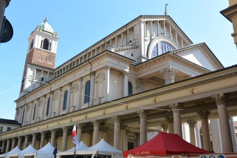 Novara – chiesa, Sett. 2015 (Piemonte)