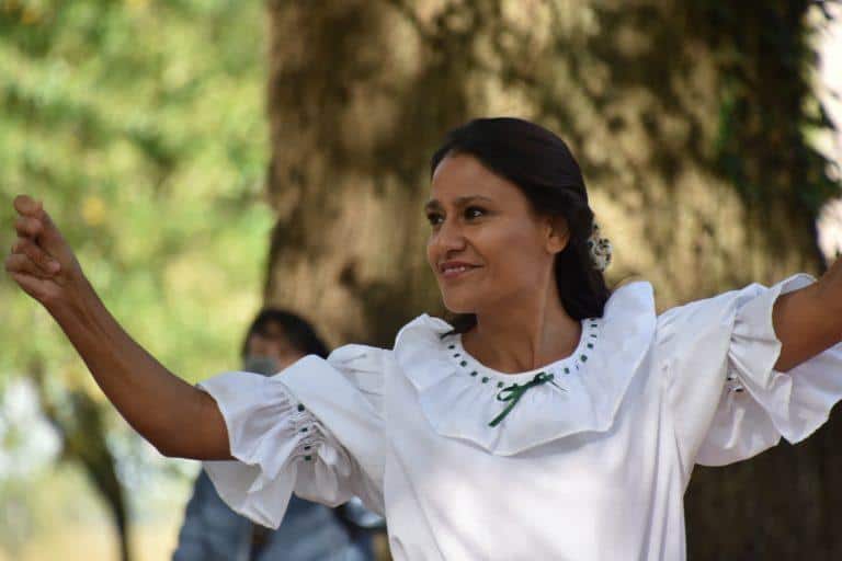 la-china-gauchos-danza-argentina