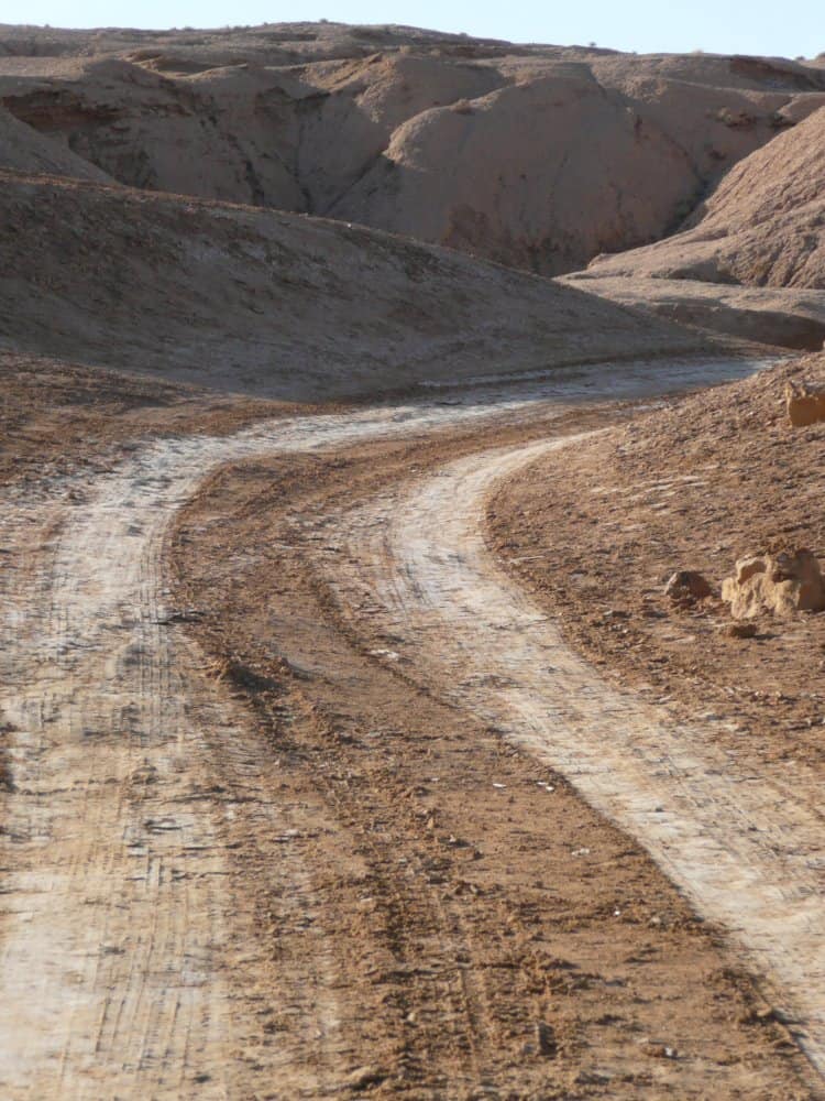 Tunisia, Ong El Jemel – road, Dec.2008 (Tozeur)