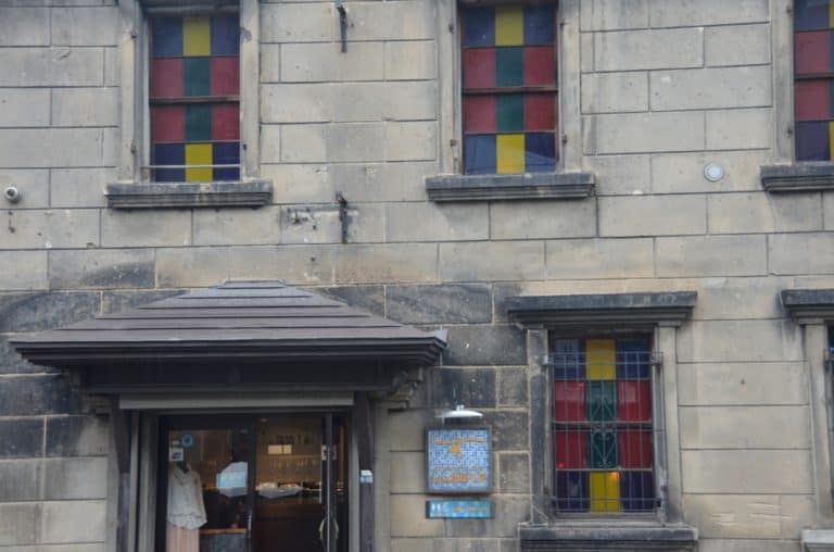 Giappone, Otaru – finestre colorate, set. 2014 (Otaru)