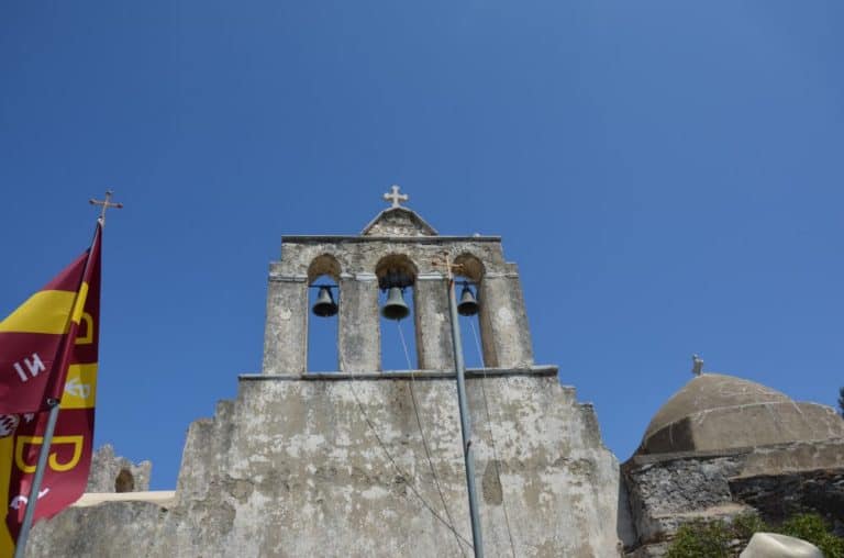 Grecia, Naxos, Panagia Drosiani – chiesa e cielo, agosto 2013 (Naxos)