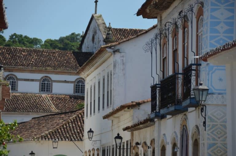 città – case e lampioni, Gen.2016 (Paraty)