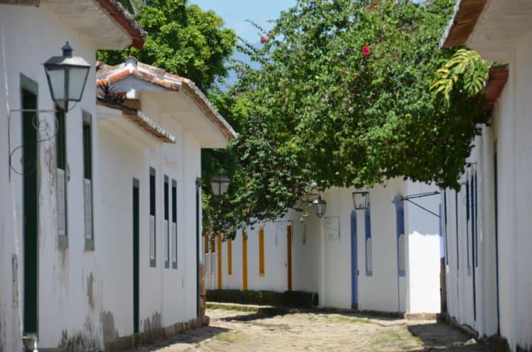 città – strada tranquilla, Gen.2016 (Paraty)