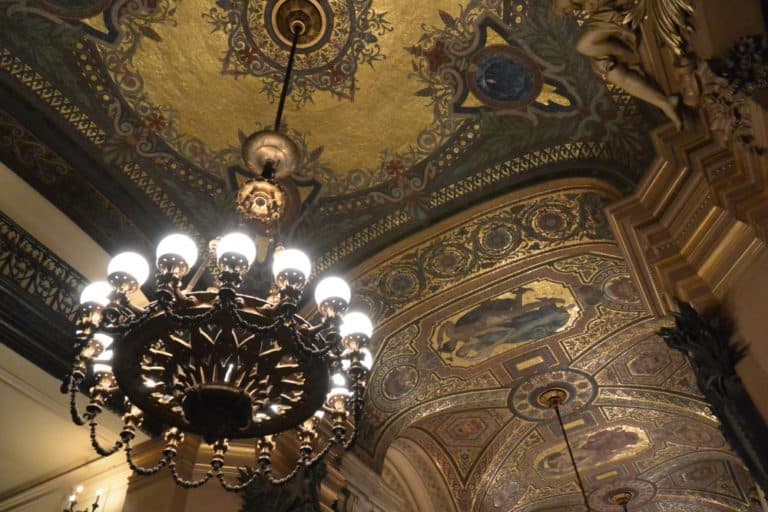 Palais Garnier – lamp, Mar.2015 (París)