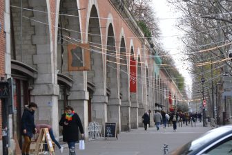 Francia-Parigi-Promenade-Plantée-negozi