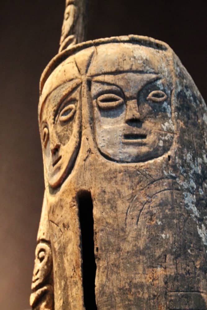Quai Branly – face 1, Mar.2015 (París)