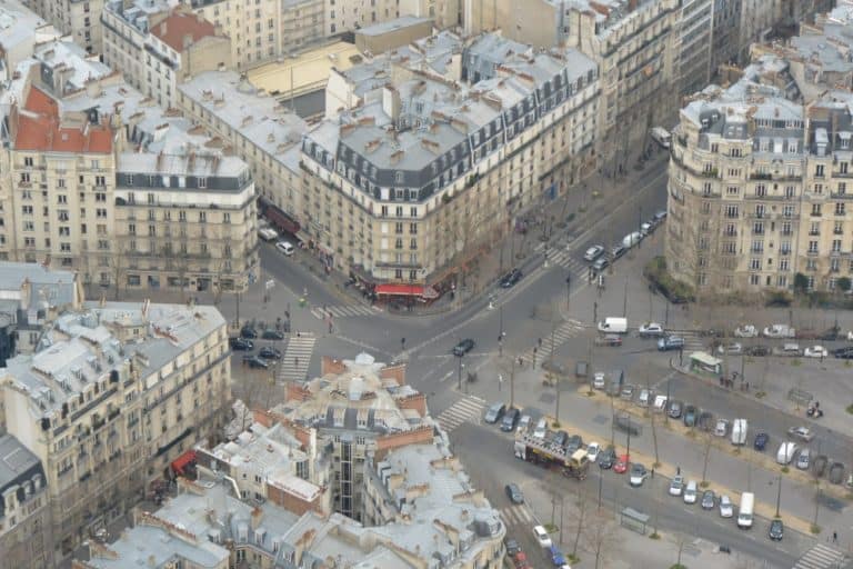 Eiffel Tower and vicinity – crossing, Mar.2015 (París)