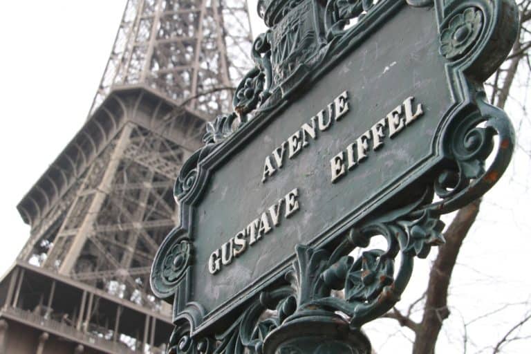 Eiffel Tower and vicinity – Avenue Gustave Eiffel, Mar.2015 (París)