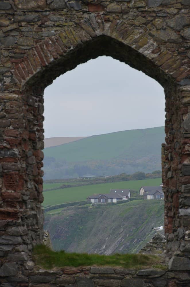 Isle of Man, Peel – through the window, May, 2014 (Isla de Man)