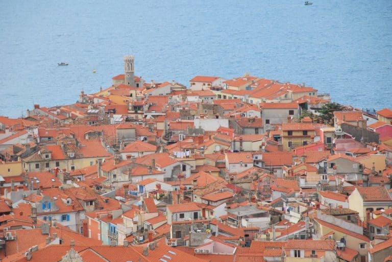 Slovenia, Pirano – tetti, feb, 2014 (Piran)