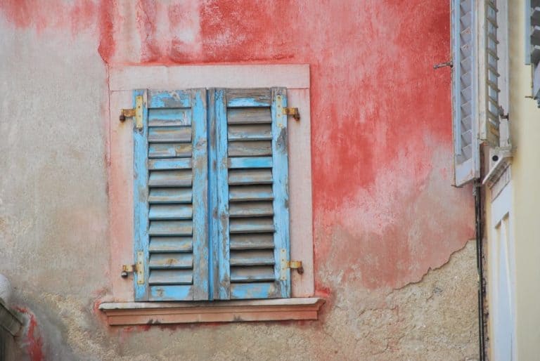 Slovenia, Pirano – finestra, feb, 2014 (Piran)