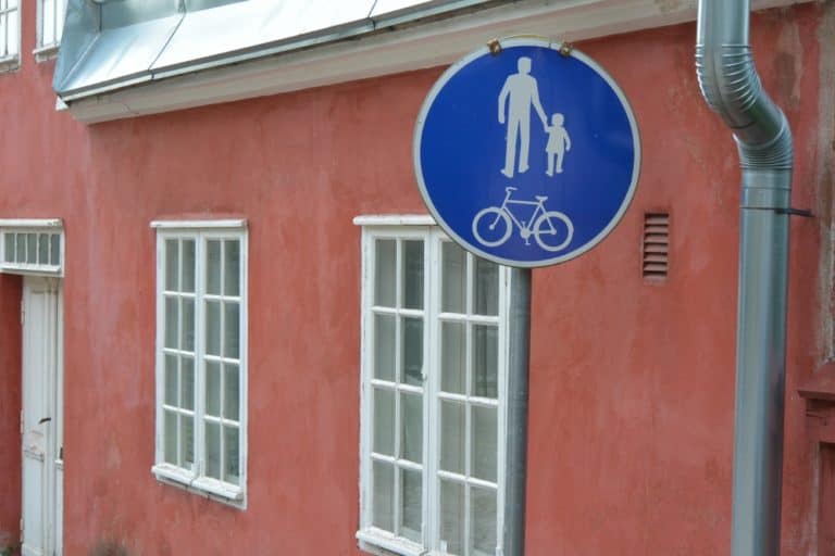old town – road sign, Aug.2015 (Porvoo)