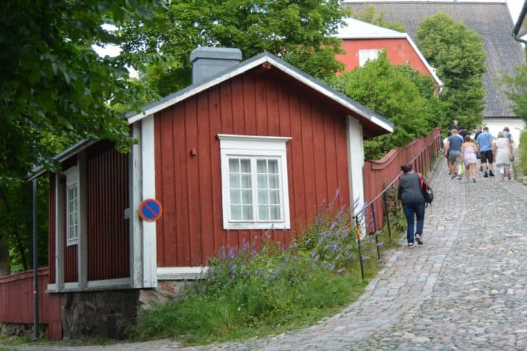 old town – house on the corner, Aug.2015 (Porvoo)