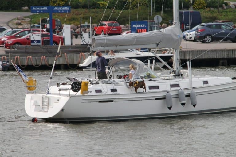 on the river – dog on board, Aug.2015 (Porvoo)