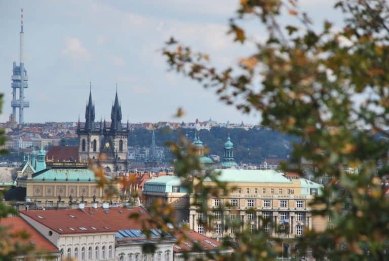 Czech, Prague – view behind tree, Sept.2013 (Praga)