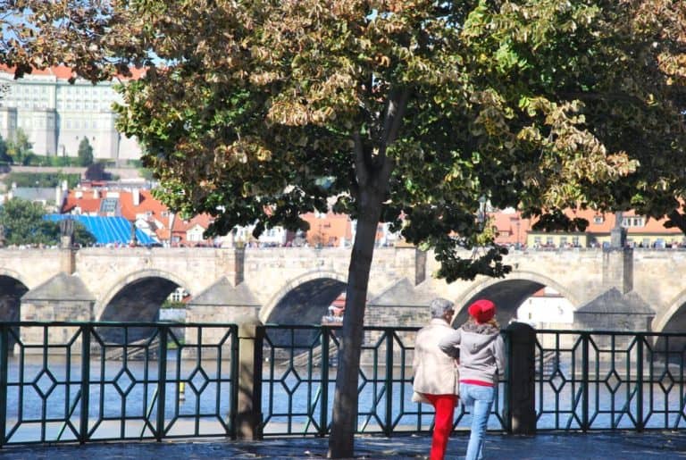 Czech, Prague – red hat and red trousers, Sept.2013 (Praga)