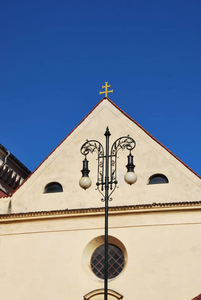 Czech, Prague – church and blue sky, Sept.2013 (Praga)