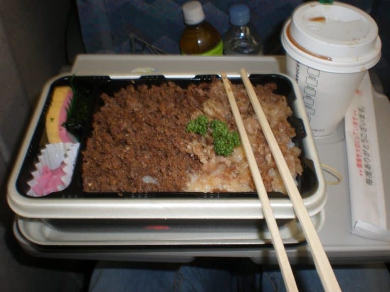 Japan – meal on Shinkansen, 2013