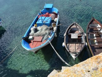 Italy, Puglia coast – rocks and sea, Apr.2013