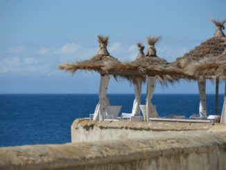 Italy, Puglia coast – rocks and sea, Apr.2013