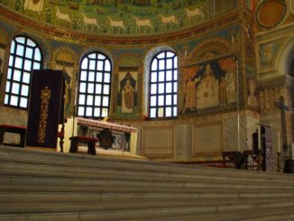 Basilica di S.Apollinare Nuovo – interno 1, Feb.2015