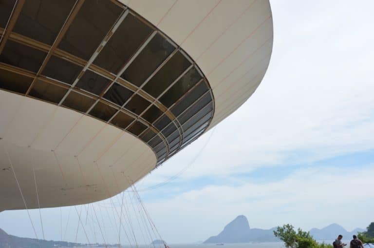 Niteroi – dettaglio di un edificio, Gen.2016 (Rio De Janeiro)